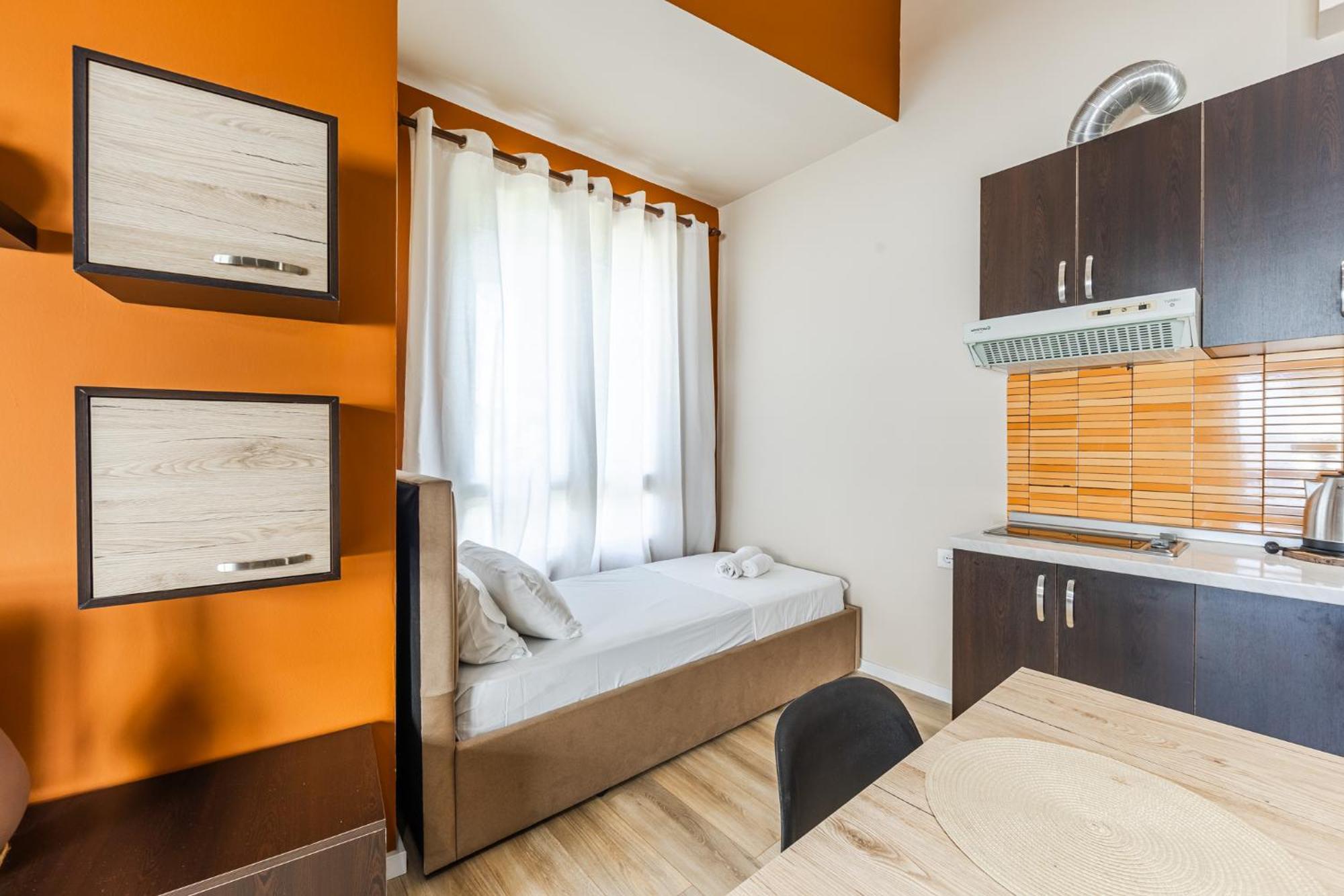 Melon Apartments Vlorë Esterno foto