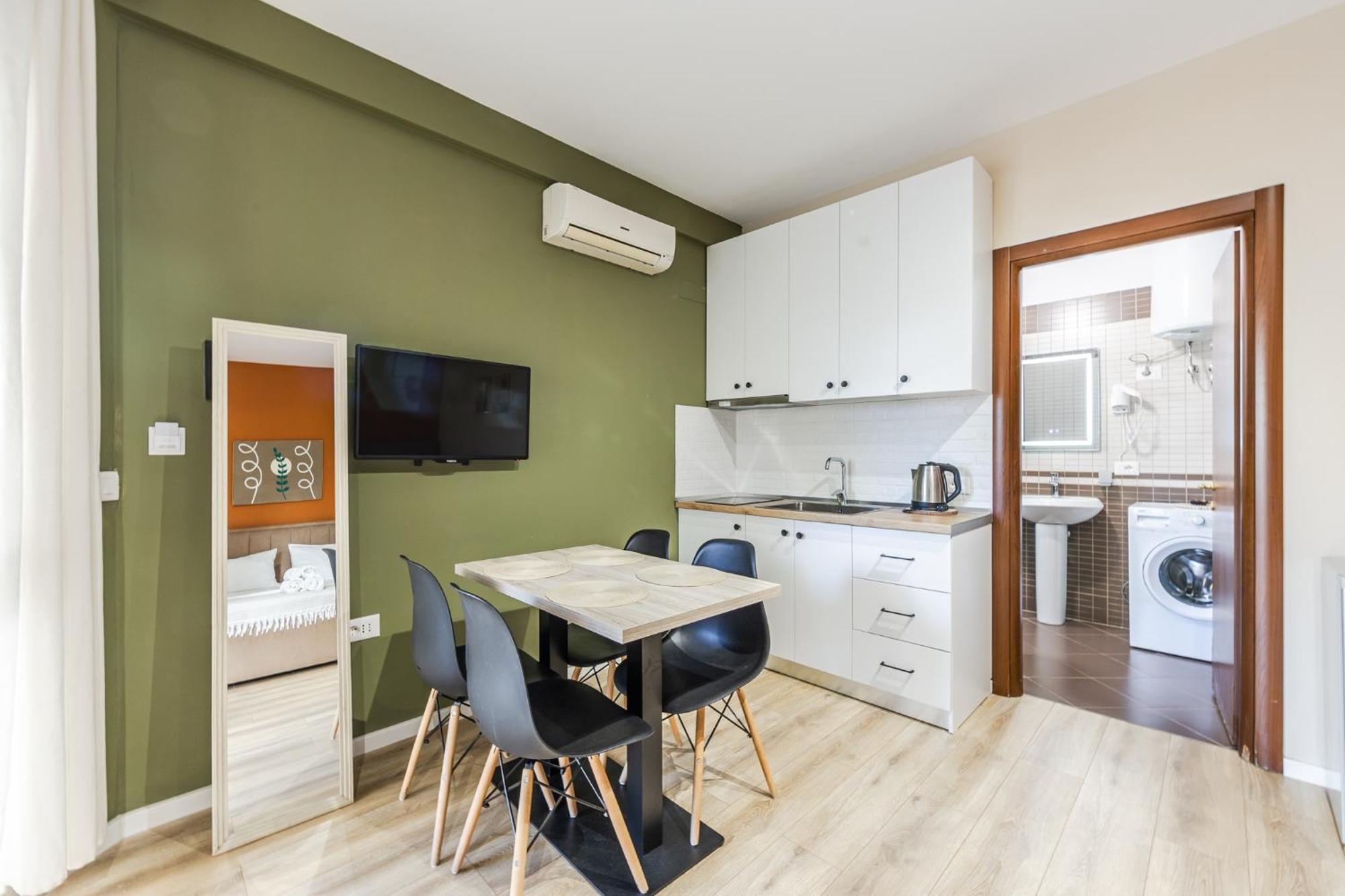 Melon Apartments Vlorë Esterno foto
